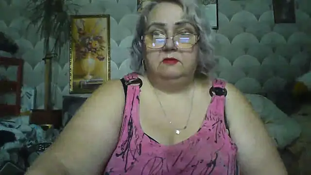 MarinaFarina53 online show from July 2026 06:28:02 AM