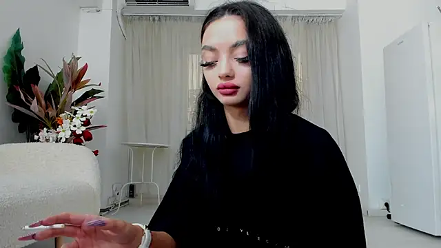 RachellRavee online show from May 2026 05:03:02 AM