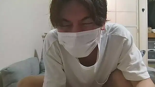 Snapshot of Shun-3721 chatting on June 2026 01:35:02 PM Shun-3721 online show from June 2026 01:35:02 PM
