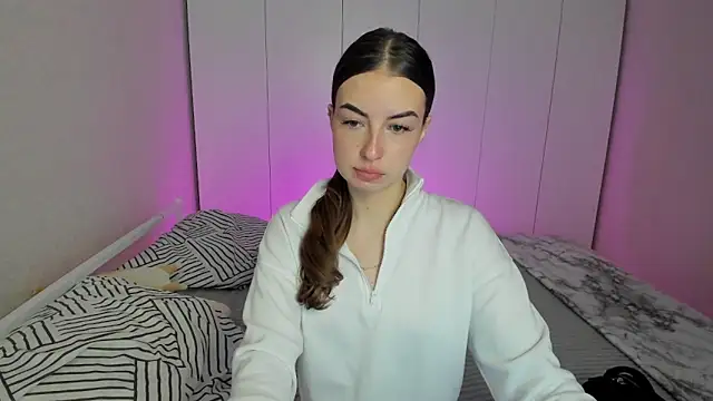 kelly sallazar online show from May 2026 10:01:02 AM