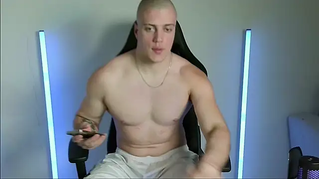 Snapshot of Bigbaald chatting on June 2026 10:19:02 AM Bigbaald online show from June 2026 10:19:02 AM