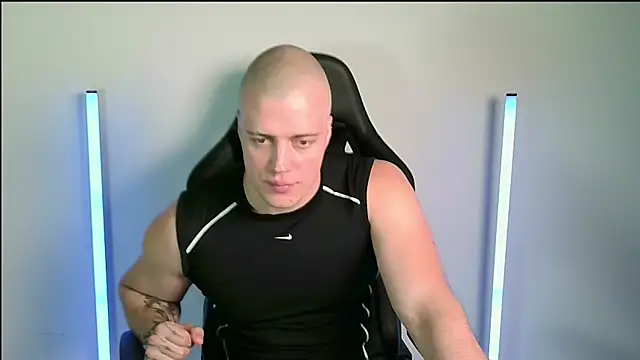 Snapshot of Bigbaald chatting on July 2026 08:31:02 AM Bigbaald online show from July 2026 08:31:02 AM