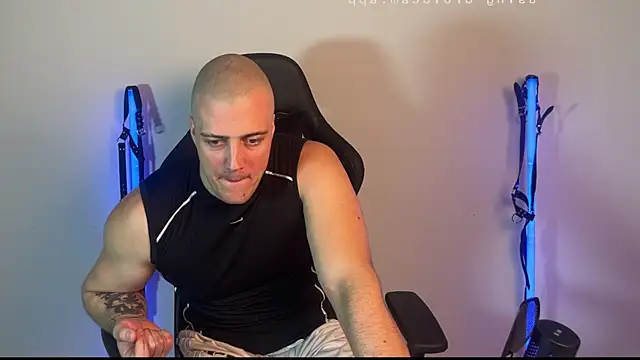 Snapshot of Bigbaald chatting on July 2026 10:21:02 AM Bigbaald online show from July 2026 10:21:02 AM