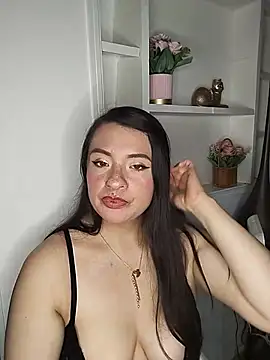 Snapshot of Antonella_1998 chatting on June 2026 02:12:01 PM Antonella 1998 online show from June 2026 02:12:01 PM