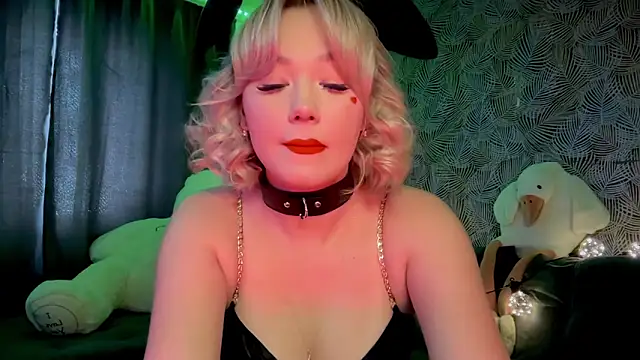AvroraSolace online show from May 2026 01:17:01 PM