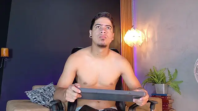 Snapshot of criss_hardcock_ chatting on July 2026 12:55:01 PM criss hardcock online show from July 2026 12:55:01 PM
