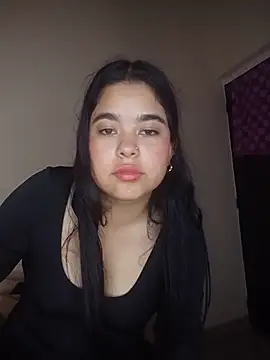 MiiaHott W online show from June 2026 02:33:01 PM
