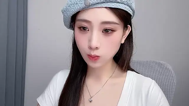 Snapshot of _222Mia chatting on June 2026 12:22:01 PM 222Mia online show from June 2026 12:22:01 PM