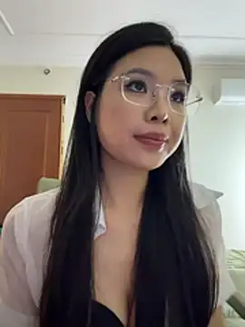 yy22111 online show from June 2026 12:06:02 PM