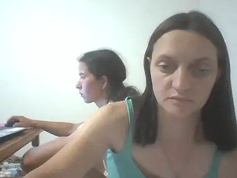 Kimmy Webb online show from July 2026 06:01:02 PM