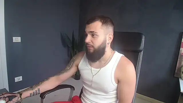 OscarWillss online show from July 2026 04:51:02 AM