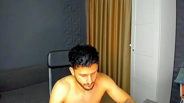 TroyWadee online show from May 2026 05:03:01 AM