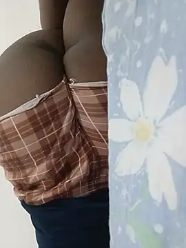 momspretty online show from May 2026 12:29:01 AM
