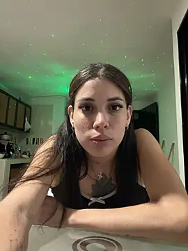 Charlotte Reed online show from May 2026 02:51:02 AM