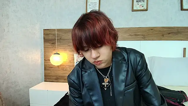 Bj Olivine online show from May 2026 08:17:01 PM
