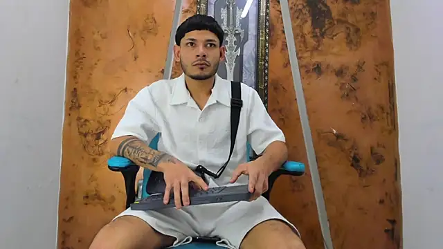 Sexy Boy203 online show from May 2026 08:28:01 PM