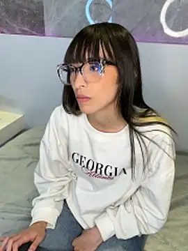 EmiliaBell  online show from May 2026 03:59:01 AM