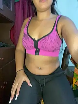 Snapshot of MilenaGarcia_ chatting on June 2026 04:18:02 AM MilenaGarcia online show from June 2026 04:18:02 AM