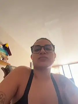 pamela morena online show from June 2026 03:47:02 PM