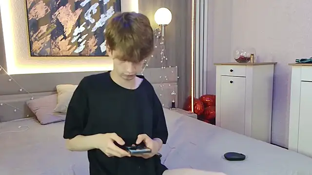 Bimbo boy  online show from July 2026 02:32:01 PM