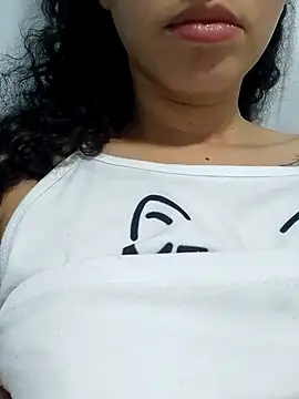 venuseyes25 online show from June 2026 04:13:01 AM
