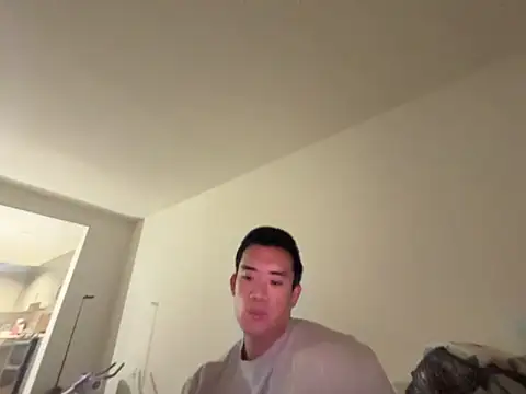 dlasian1998 online show from May 2026 01:03:01 AM