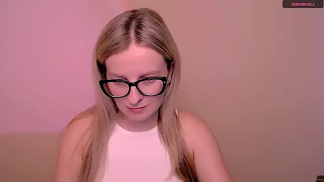 MariaTess  online show from May 2026 12:22:01 PM