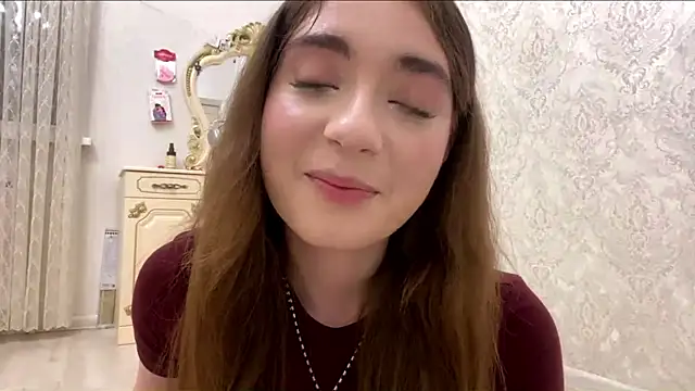Snapshot of Rosie_Sweety chatting on June 2026 05:38:02 PM Rosie Sweety online show from June 2026 05:38:02 PM