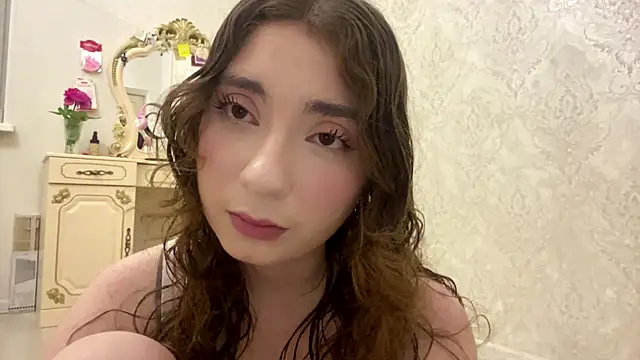 Snapshot of Rosie_Sweety chatting on July 2026 07:20:02 PM Rosie Sweety online show from July 2026 07:20:02 PM