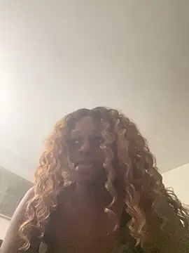 BlaqueBarbee online show from June 2026 01:07:02 AM