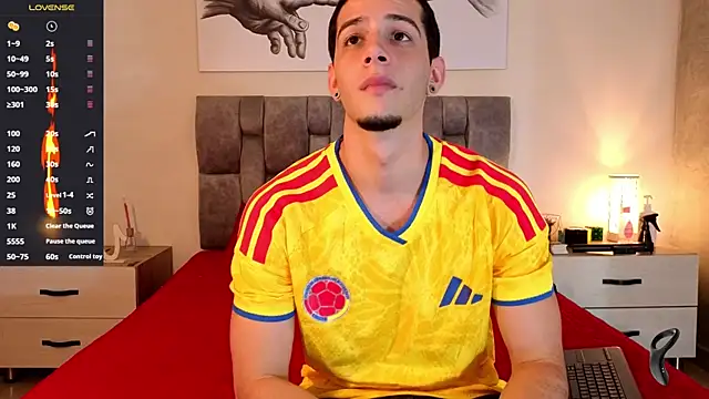 isaacblaze  online show from June 2026 03:45:01 AM