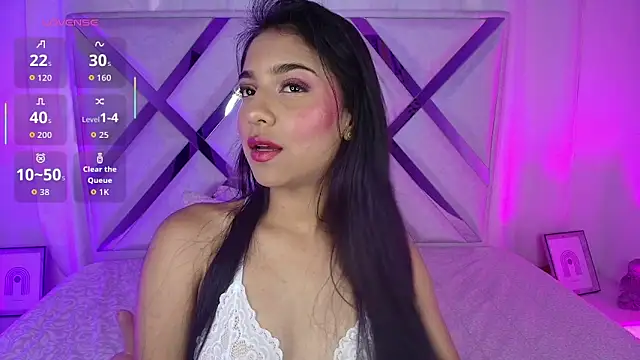 Snapshot of thalia_gomez__ chatting on June 2026 08:25:02 PM thalia gomez online show from June 2026 08:25:02 PM