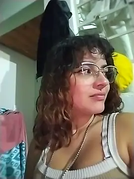 Snapshot of Melissa_Girat_ chatting on May 2026 02:19:02 AM Melissa Girat online show from May 2026 02:19:02 AM