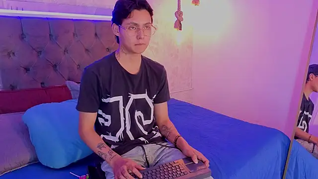 tian sex online show from May 2026 03:57:01 AM