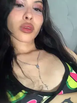 Snapshot of Nayla_19 chatting on May 2026 12:41:02 AM Nayla 19 online show from May 2026 12:41:02 AM