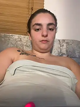 LexiXXoo online show from July 2026 09:28:02 PM