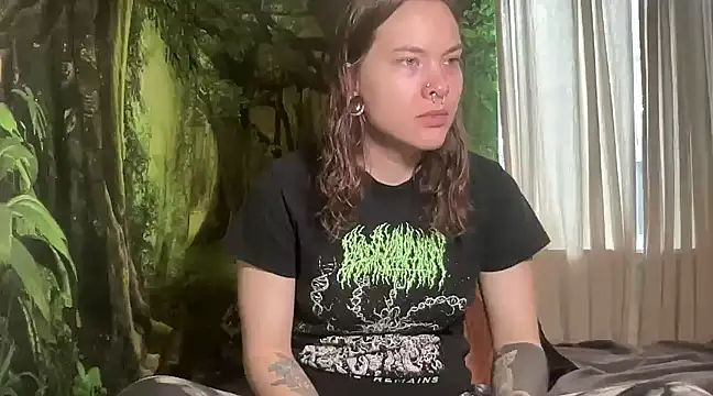 mo0ngoddess online show from February 2025 12:21:02 AM