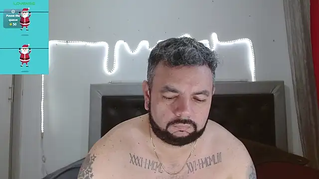 Snapshot of perverseveteranmanxxx chatting on November 2025 02:32:02 PM perverseveteranmanxxx online show from November 2025 02:32:02 PM