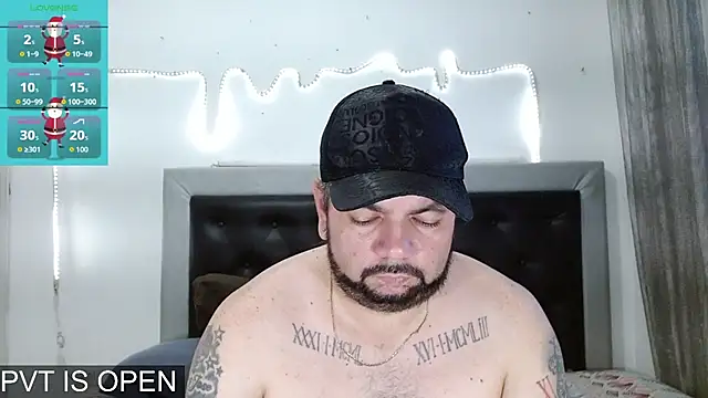 Snapshot of perverseveteranmanxxx chatting on December 2025 09:53:01 PM perverseveteranmanxxx online show from December 2025 09:53:01 PM