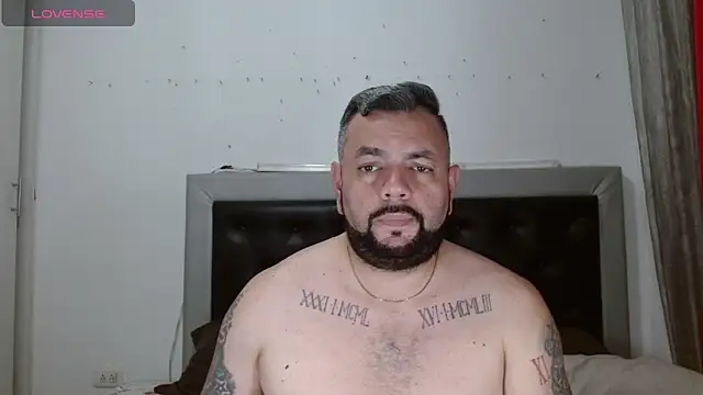 Snapshot of perverseveteranmanxxx chatting on March 2026 04:29:04 AM perverseveteranmanxxx online show from March 2026 04:29:04 AM