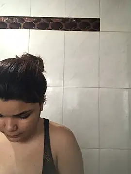 Snapshot of Cliaclara chatting on June 2026 04:17:02 PM Cliaclara online show from June 2026 04:17:02 PM