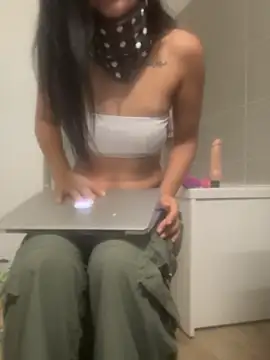 PoussiereOrientale online show from June 2026 10:48:01 PM