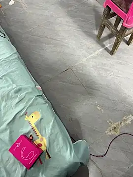 Crush002  online show from June 2026 03:09:01 PM