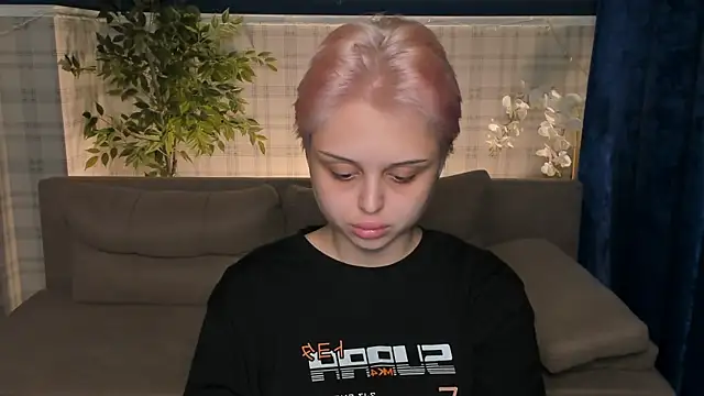 Emmy-Brooks online show from July 2026 01:42:02 AM