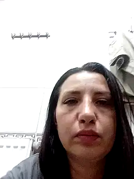 Snapshot of CarolWarren_ chatting on July 2026 11:47:01 AM CarolWarren online show from July 2026 11:47:01 AM