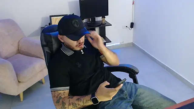 Thiago 420 online show from June 2026 11:21:01 PM