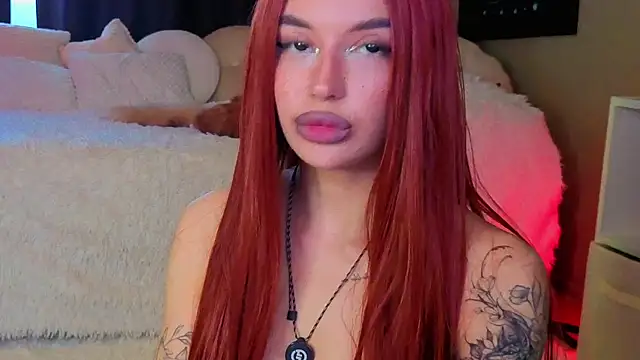 Snapshot of Regina_Amour chatting on July 2026 04:22:01 PM Regina Amour online show from July 2026 04:22:01 PM