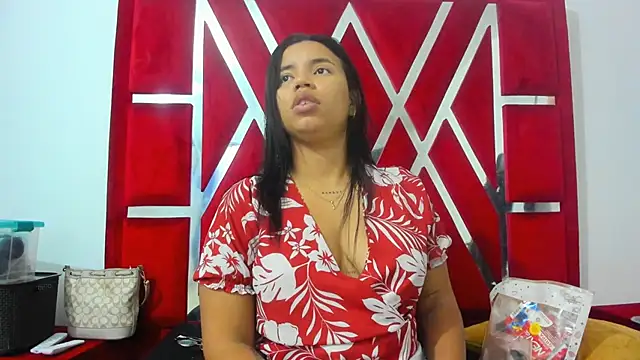 Snapshot of Lucy_asm chatting on June 2026 02:20:02 PM Lucy asm online show from June 2026 02:20:02 PM
