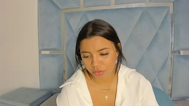 Snapshot of Lucy_asm chatting on July 2026 03:05:01 PM Lucy asm online show from July 2026 03:05:01 PM