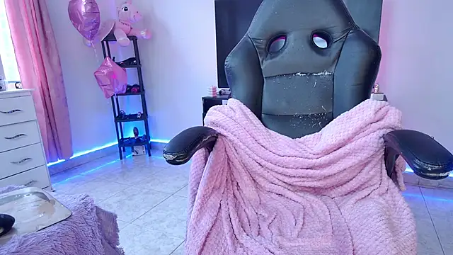 Barbie20  online show from May 2026 01:32:02 PM